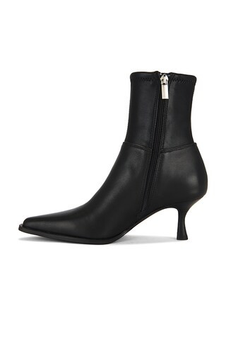 Steve Madden | Revolve Clothing (Global)