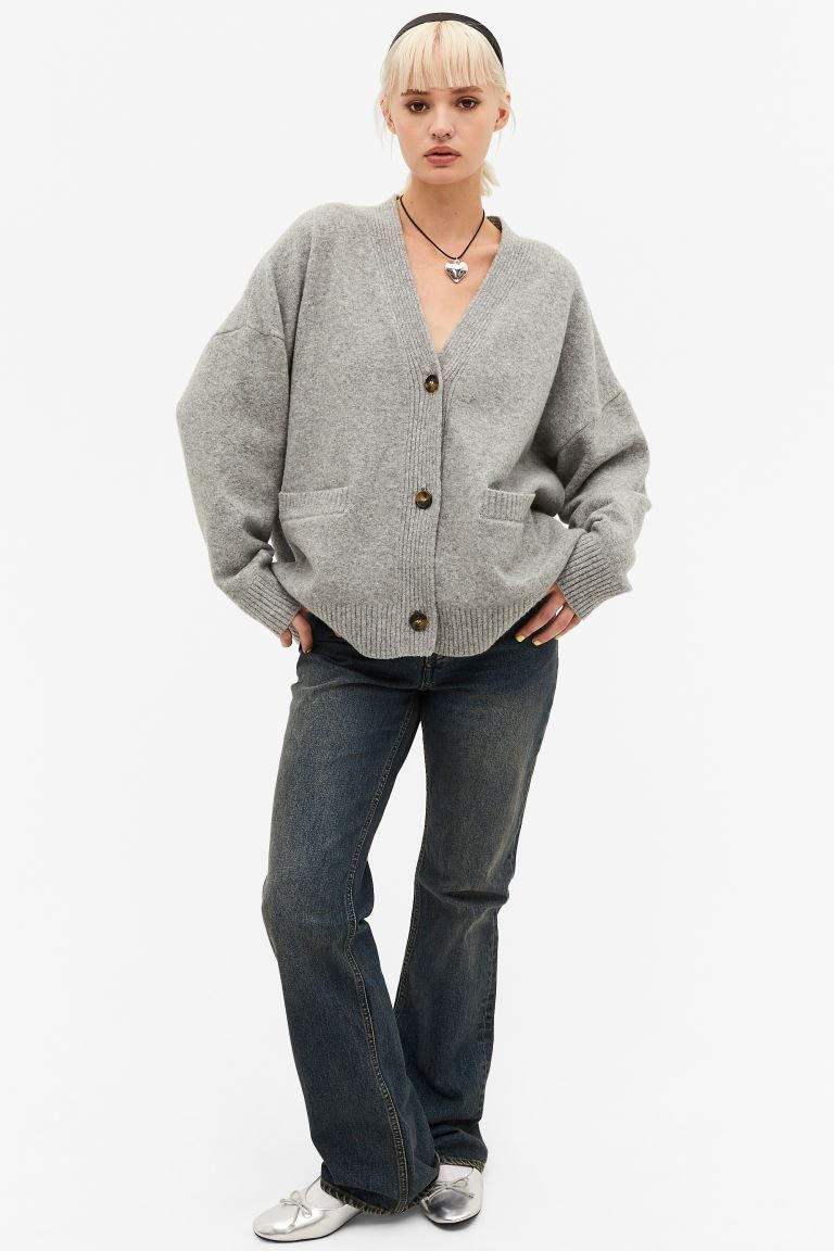 Relaxed knitted cardigan - Dusty green - Ladies | H&M GB | H&M (UK, MY, IN, SG, PH, TW, HK)