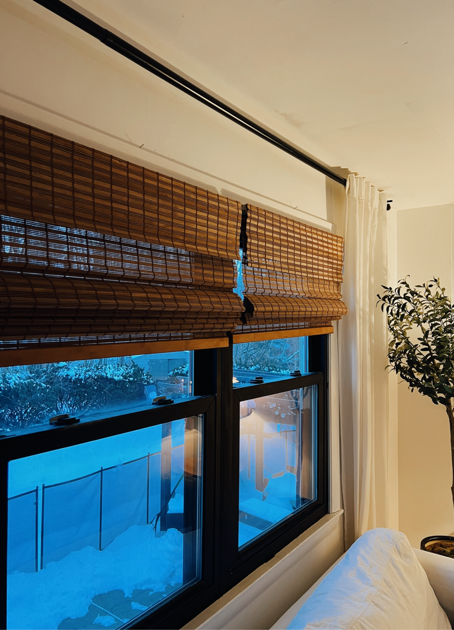 Great affordable shades! Super easy to install😊

#LTKhome #LTKfindsunder50