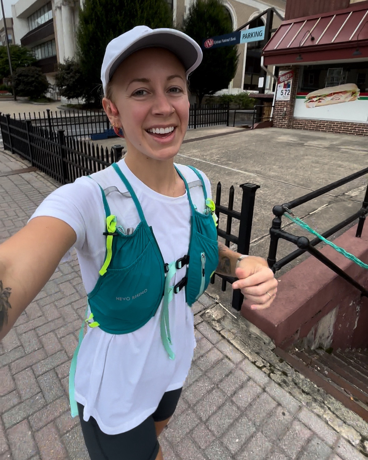 16 mile long run

#LTKActive #LTKFindsUnder50 #LTKFitness