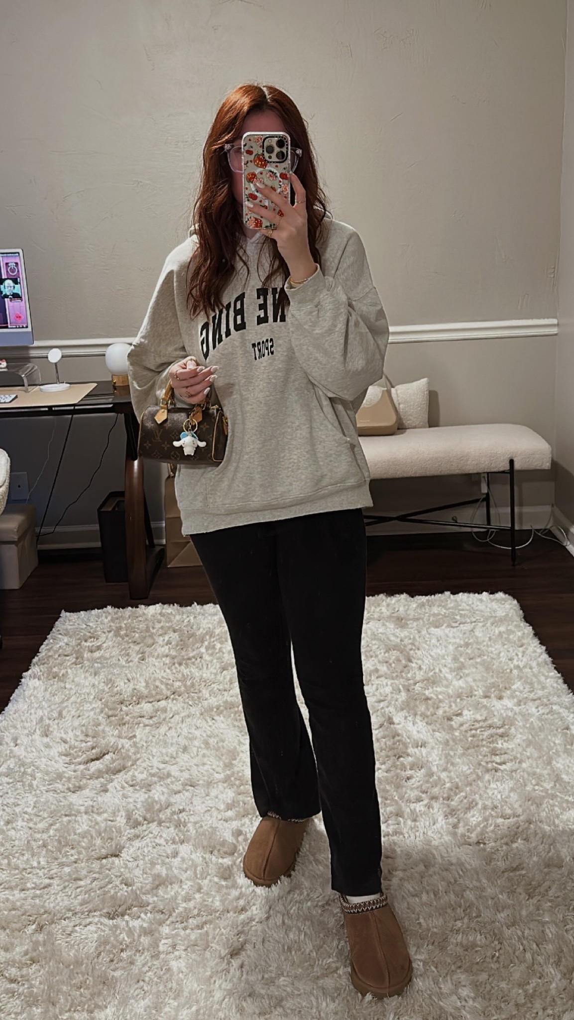 Cozy home fit (bag was only for the aesthetic 🤭) 

#LTKhome #LTKstyletip #LTKfit