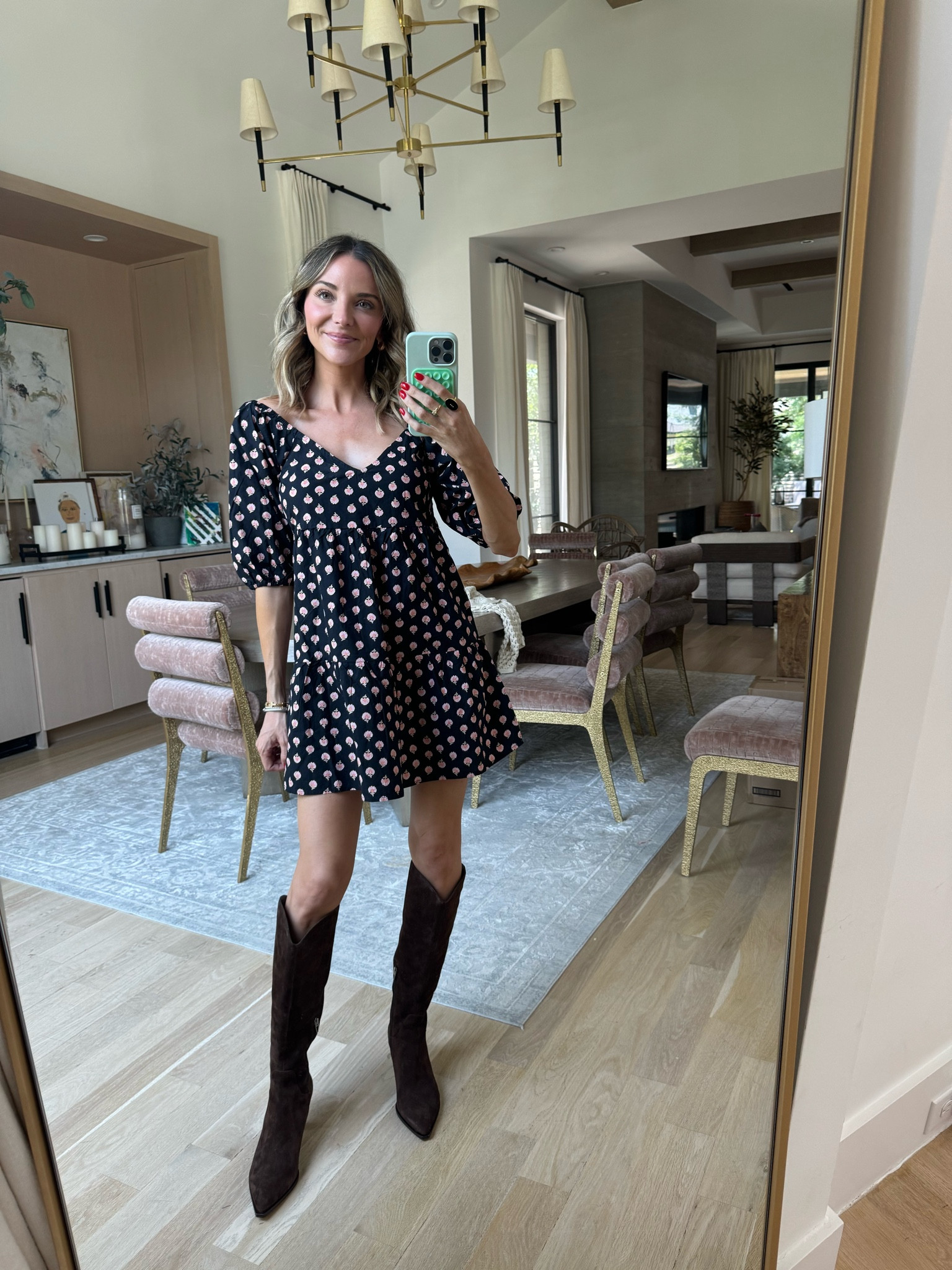 Nsale mini dress and knee high boots
Dress — size small
Boots — size 8.5

#LTKxNSale #LTKShoeCrush #LTKSaleAlert