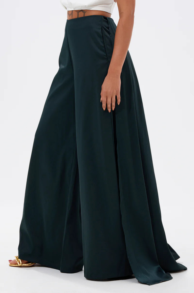 LOOK AT ME GO TROUSER WITH TAIL | AKIRA