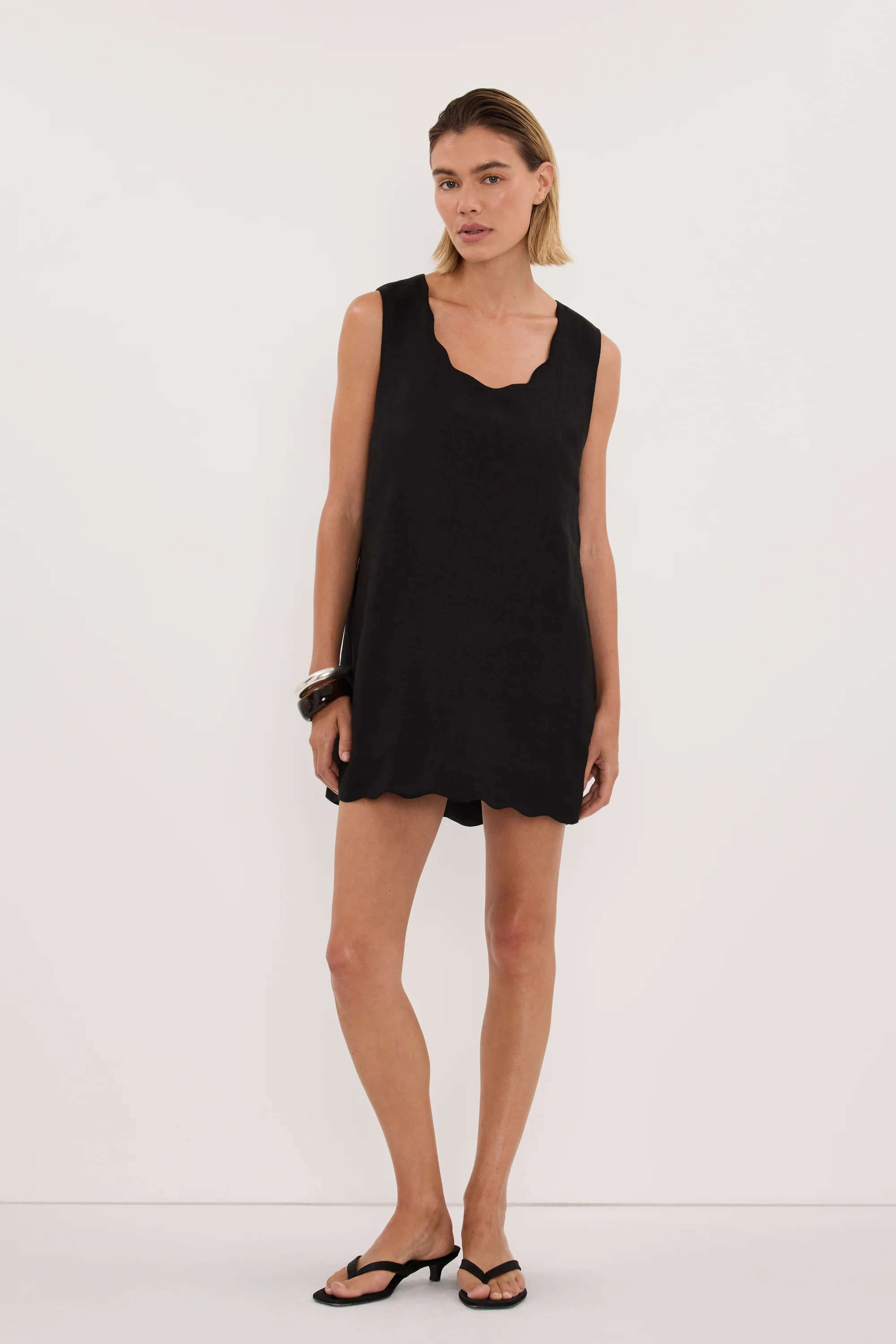 LELA BLACK LINEN MINI DRESS | DISSH