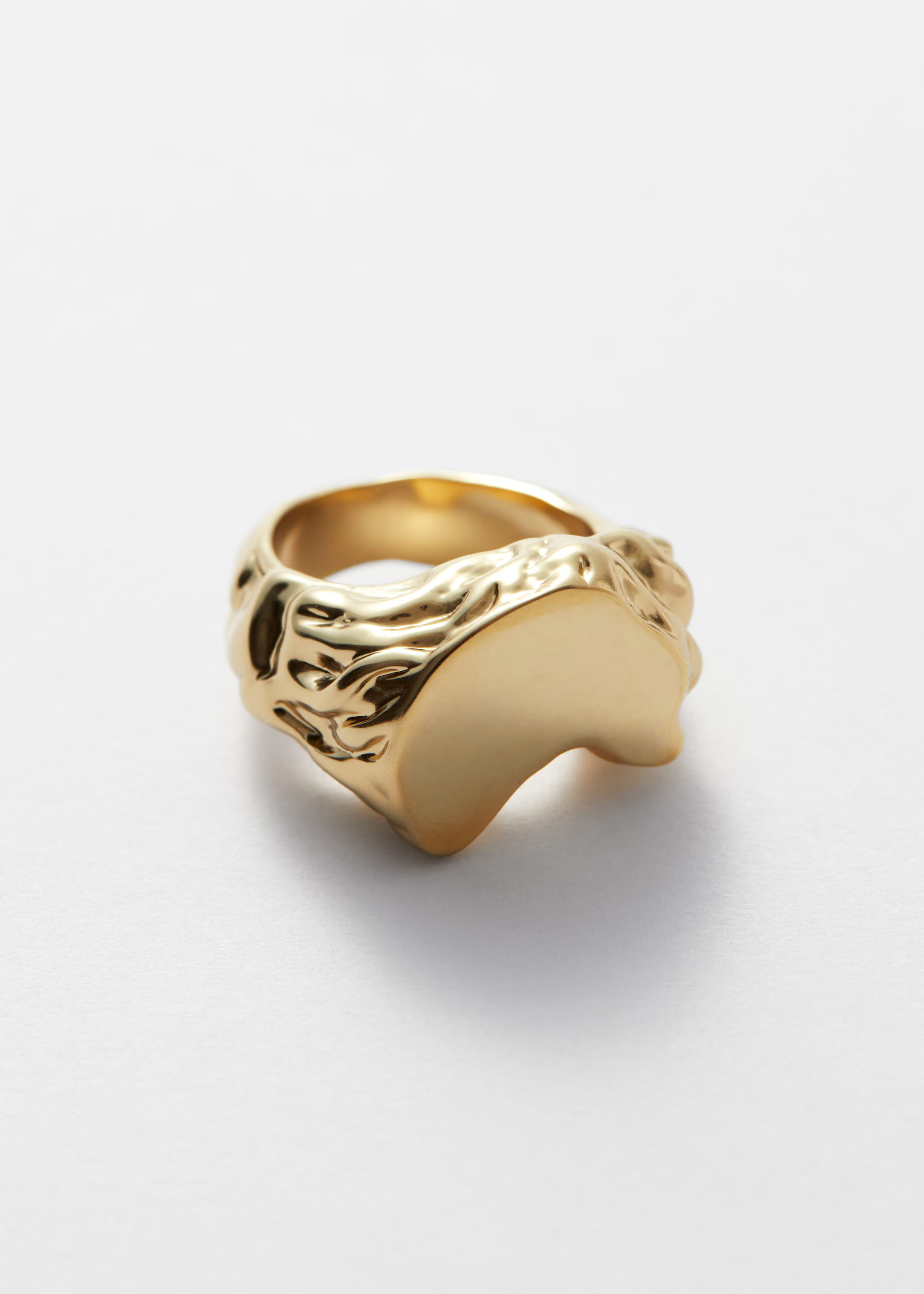 Skulpturierter Siegelring - Gold - Rings - & Other Stories DE | & Other Stories EU