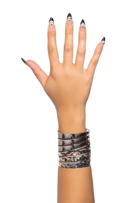 STAND ON IT STATEMENT CUFF | AKIRA