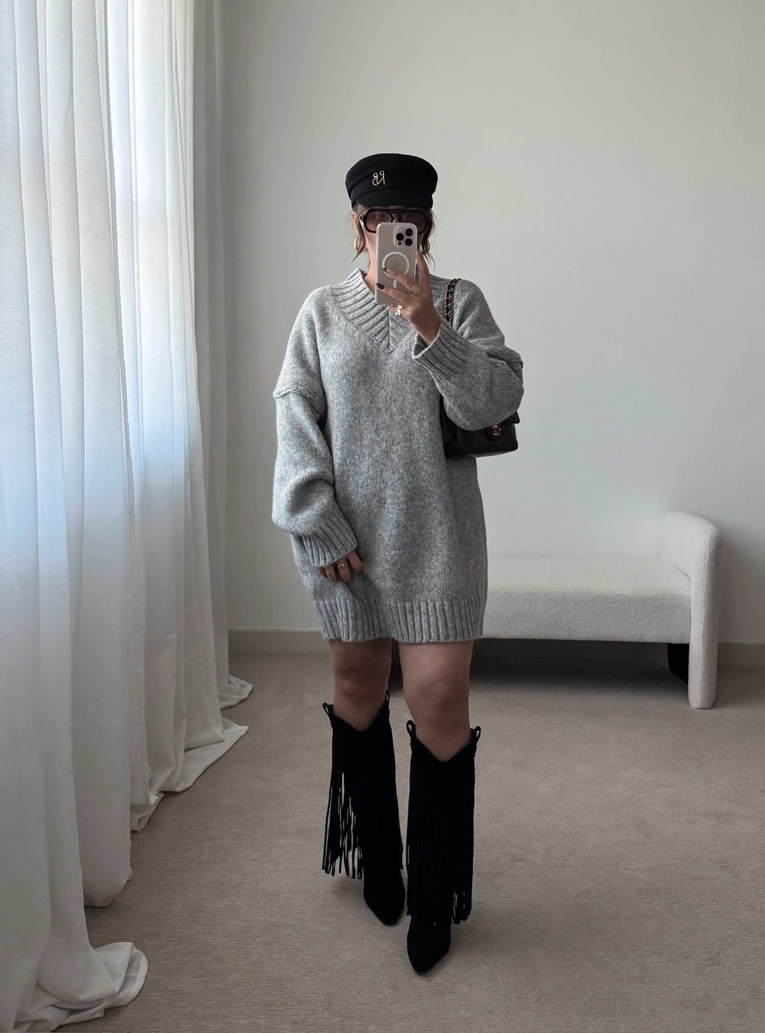 Sweater dress
Boots

#LTKShoeCrush #LTKGiftGuide #LTKSeasonal