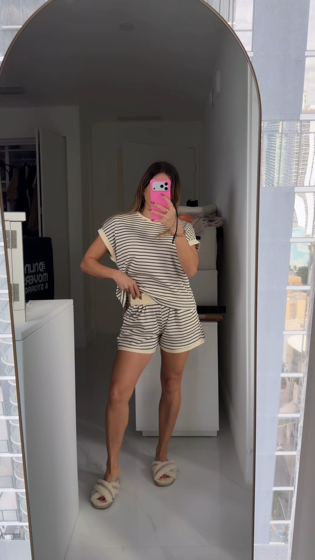 Linking a similar look! So so comfyyy

#LTKPetite #LTKU #LTKActive