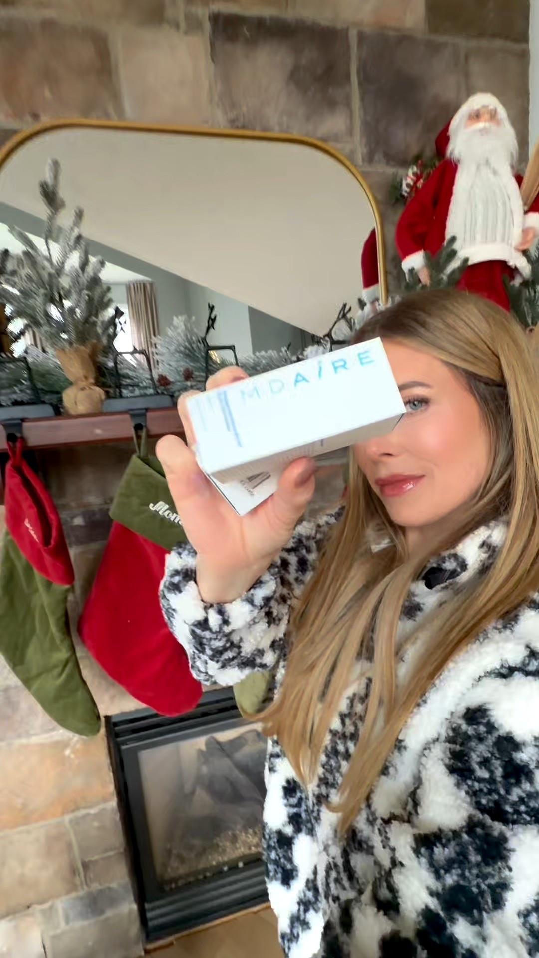 Just stuffing my own stocking with some new products from MDAire! These two are their regenerative eye cream, and the peptide lip mask. Perfection!!