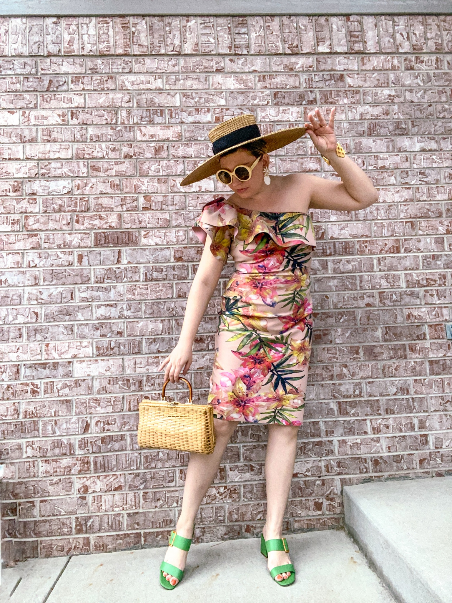 Another hat in our derby hat series- I wouldn’t overlook straw hats for a garden party or derby look. This hat is one of the most epic pieces I have ever owned. I am linking it for you, but every once in a while you can find it second hand as well, which is how I got mine. I’d suggest adding a saved search on The Real Real

#LTKSeasonal #LTKitbag