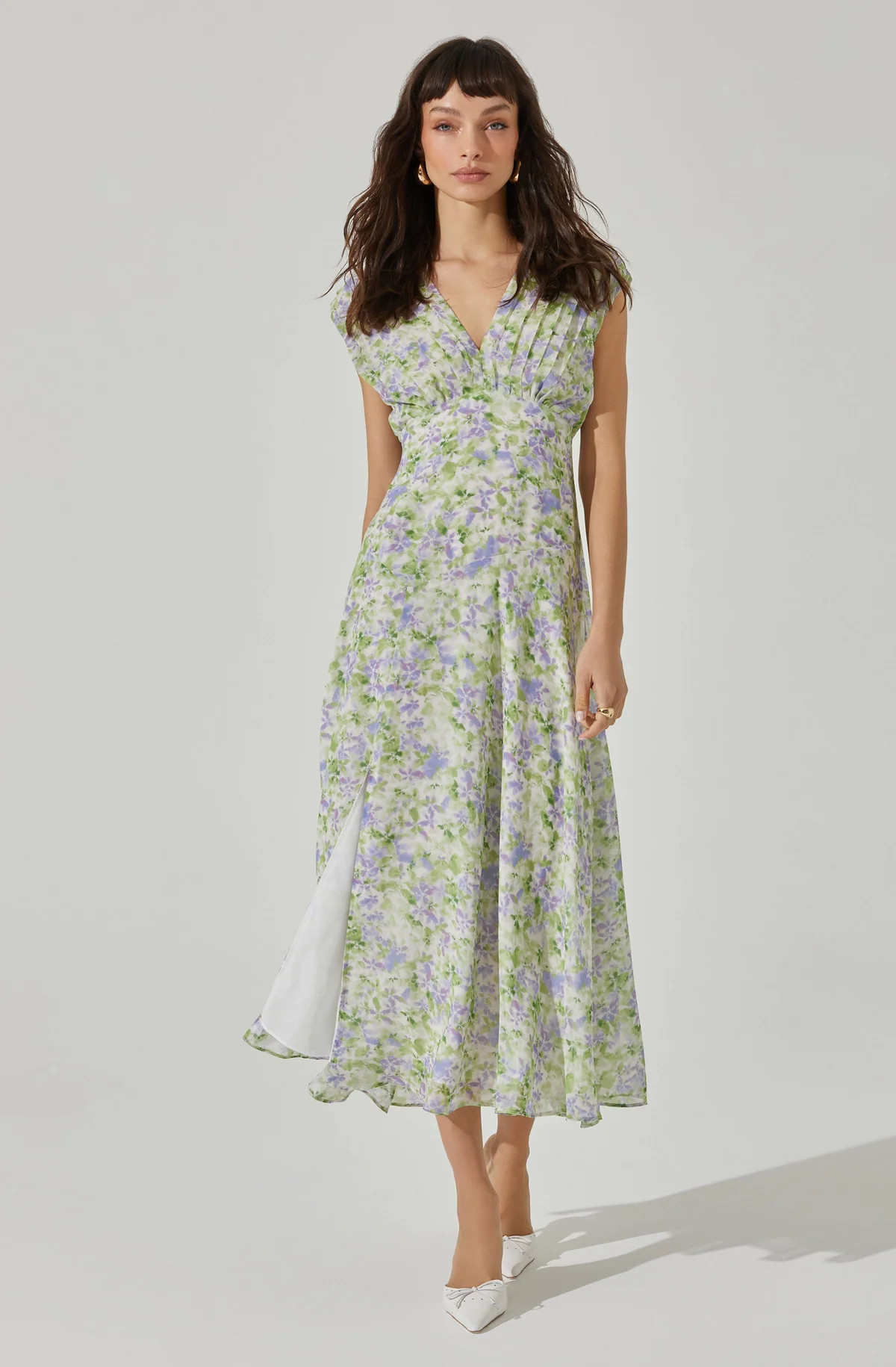 V-Neck Pleated Midi Dress | ASTR The Label (US)