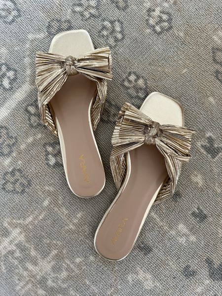 In love with the gold bow detail on these Avara sandals! They would be so cute with shorts or a dress! A beautiful spring and summer shoe option! Runs tts! Comfortable sandals // Avara finds // spring sandals 

#LTKstyletip #LTKshoecrush #LTKSeasonal
