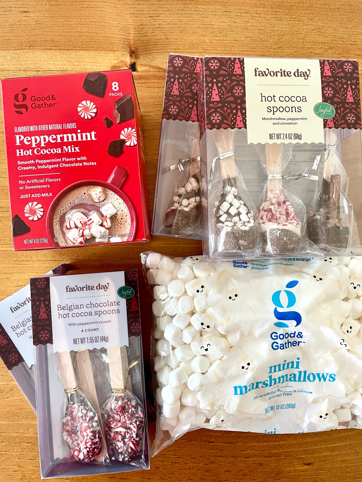 Ups, I forgot the candy canes 🙃
#hotchocolate #hotcocoa #hotcocoabar #christmasactivities #adventcalendar

#LTKparties #LTKGiftGuide #LTKSeasonal