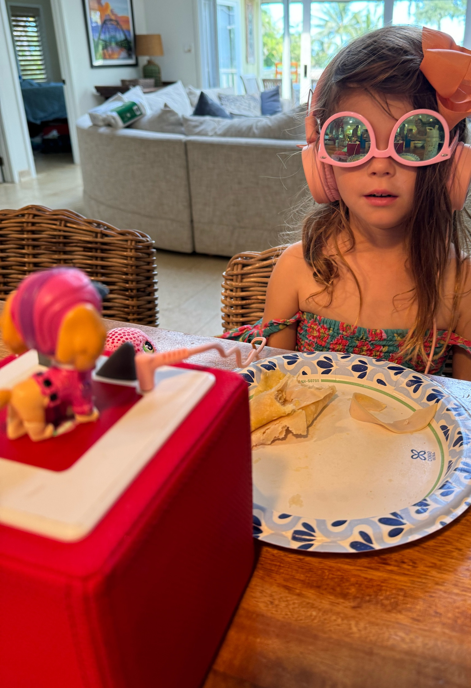 The TonieBox is the greatest kids gift!!! I can’t recommend it enough! Currently on sale at Target when you buy specific bundles. 

Toniebox, kids gift, toddler gift, Christmas present, gift guide, kids gift guide 

#LTKHoliday #LTKKids #LTKGiftGuide