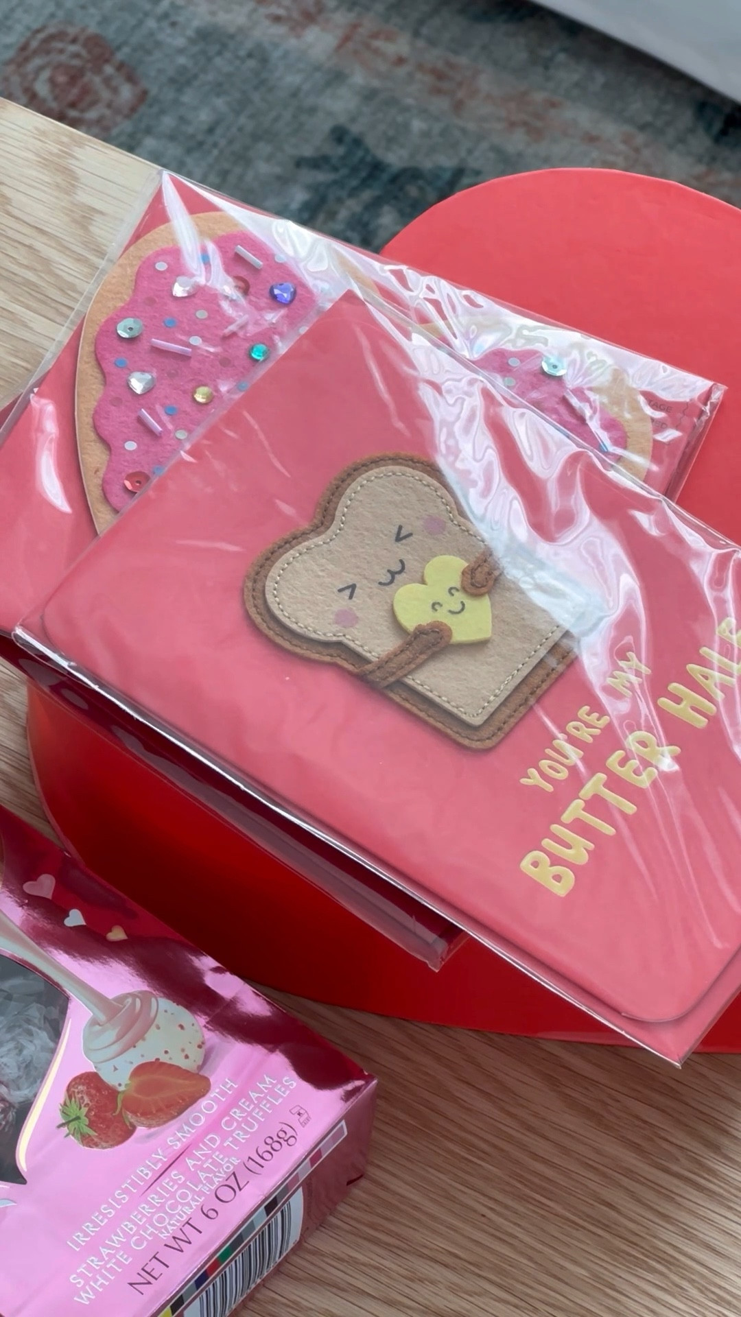 Valentine’s Day must haves by @papyrus for everyone! I grabbed mine from @target #ad #ExpressBeautifully #Target #TargetPartner  

#LTKGiftGuide #LTKSeasonal