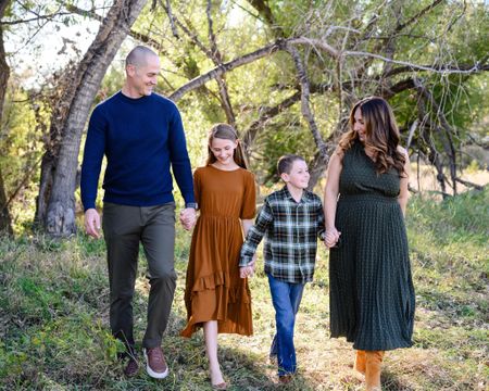 Fall Family photo Outfit  

Fit tips: dress tts, L // shoes tts

Family outfit  family style  fall  fall family outfit  style  blue sweater  amazon dress 

#LTKSeasonal #LTKfamily #LTKkids
