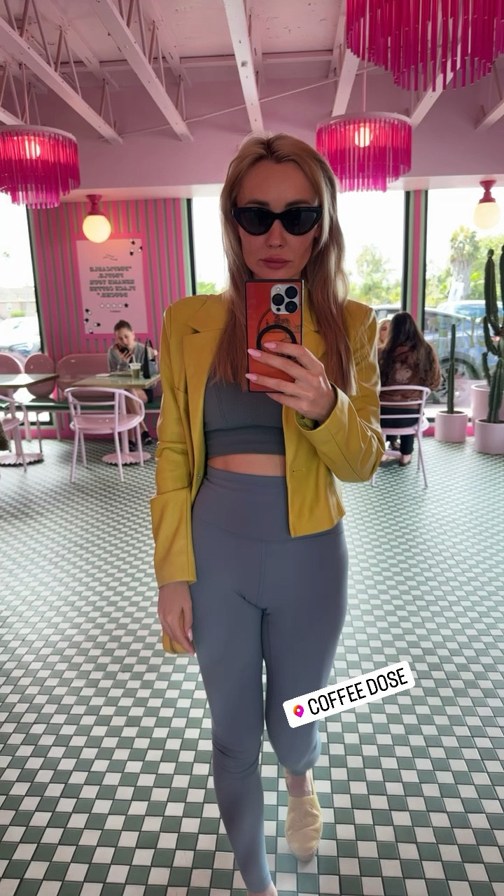 Coffee outfit 
#monday #coffe

#LTKGiftGuide #LTKSeasonal #LTKstyletip