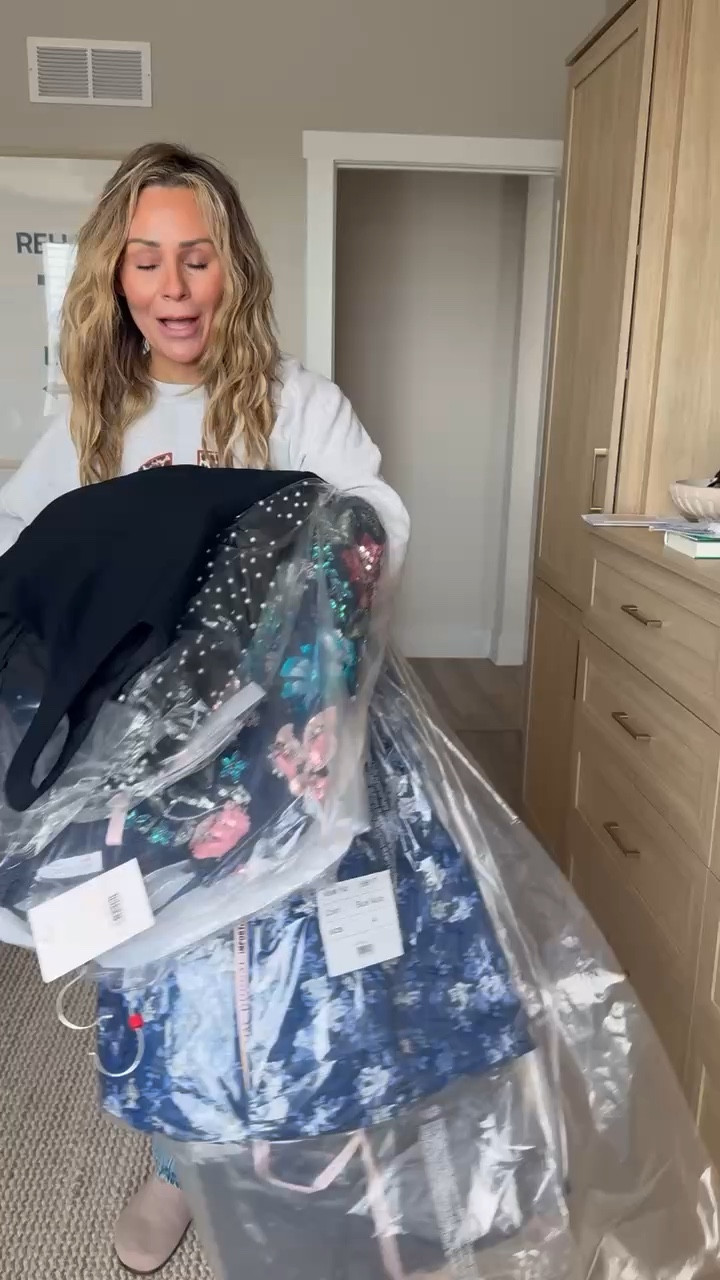 Wedding Guest Dress approved!!

spring fashion, wedding guest dresses, nordstrom, anthropologie, maxi dress, formal dress, Elevated style, Type B mom, Petite Fashion, Claire Tammaro, Mom of 2 

 #LTKWatchNow #LTKParties #LTKStyleTip