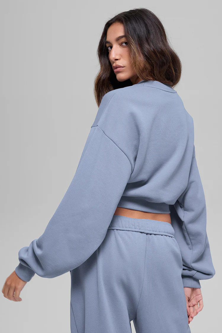 Model is 5'10.5” wearing SModel is 5'10.5” wearing SWearing Size SmallModel is 5'10.5”, wit... | Alo Yoga (US)