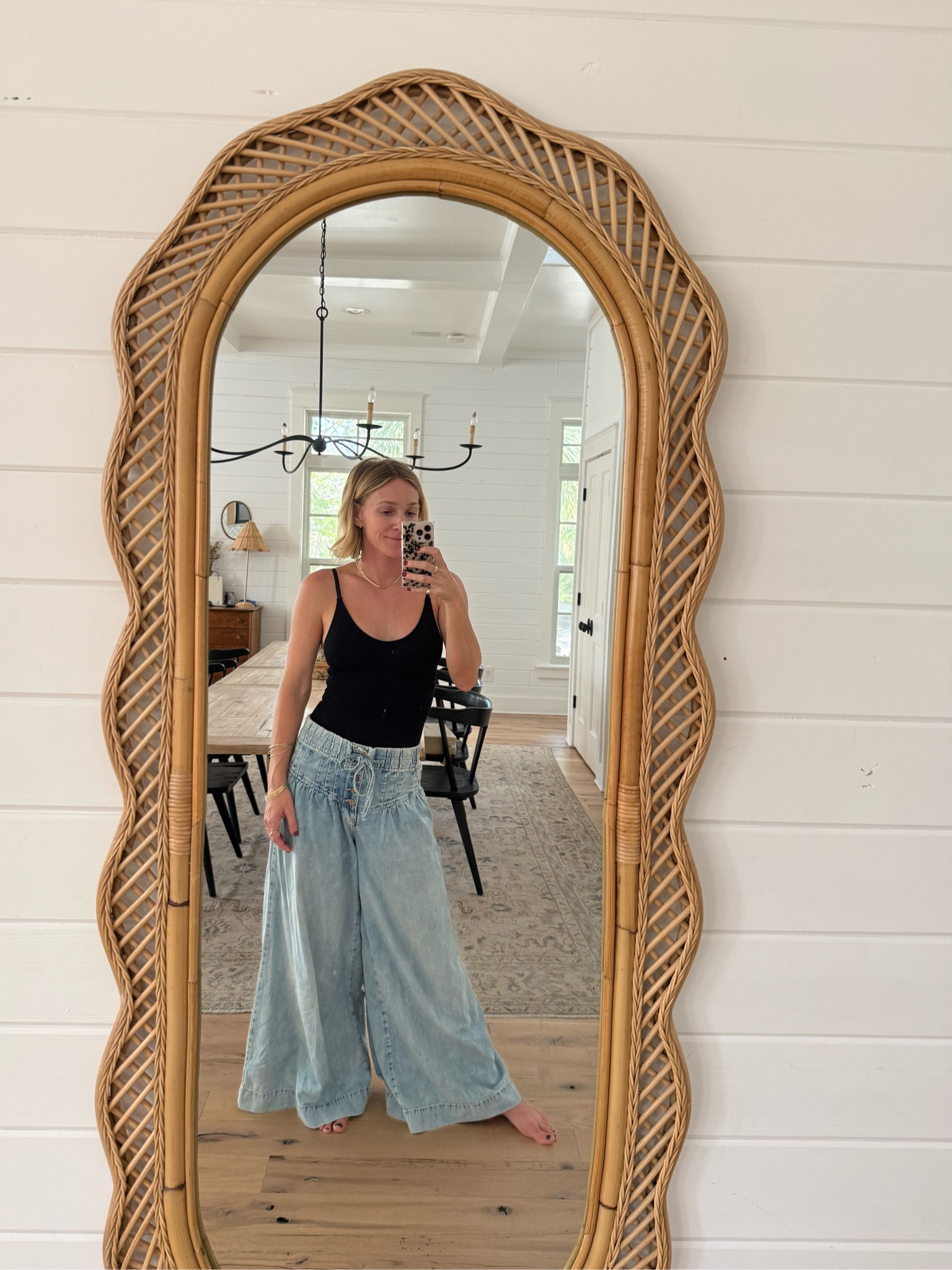 These free people pants: like buttah 🤌🏼

#LTKSeasonal #LTKHoliday #LTKGiftGuide