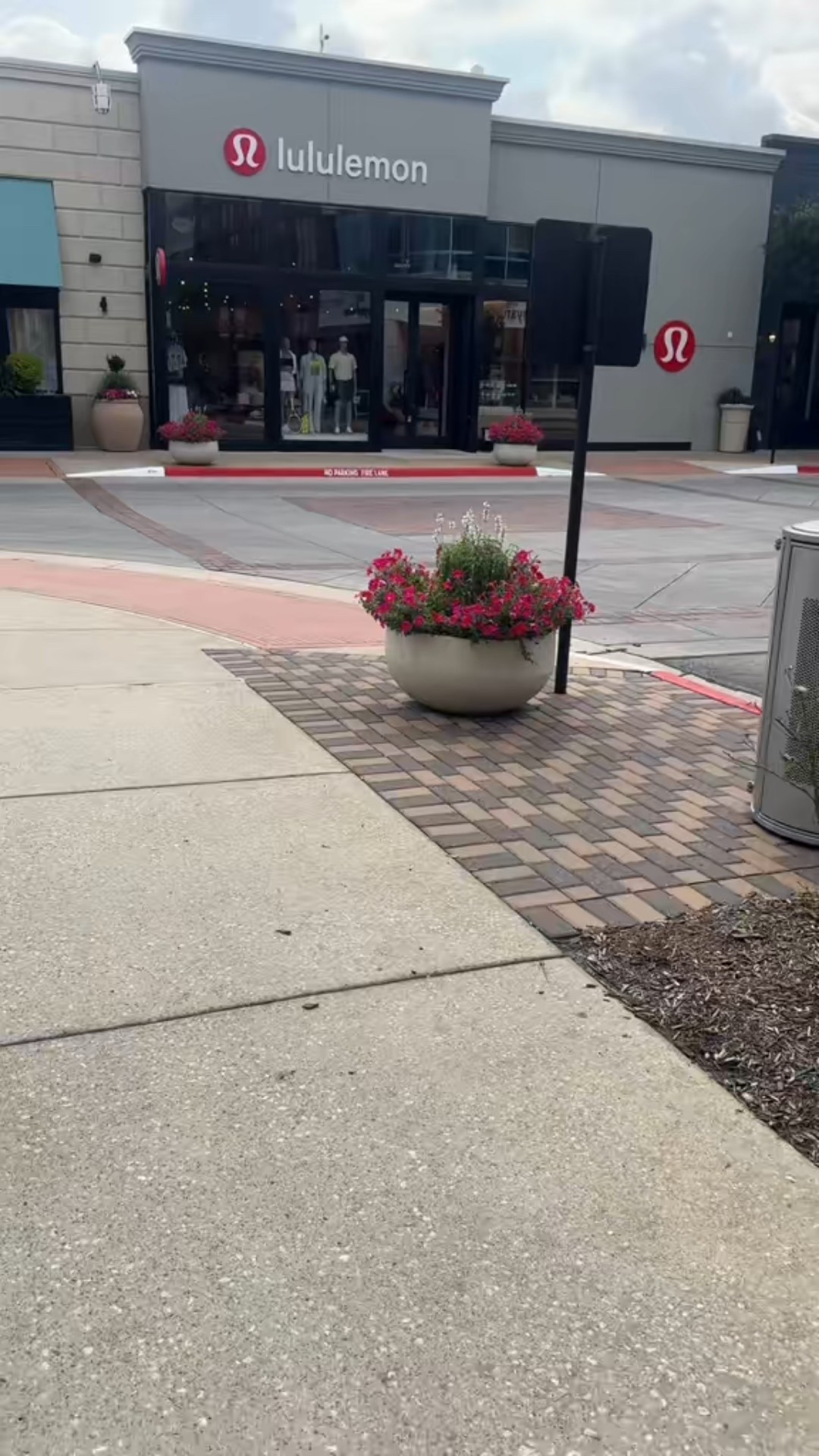 WMTM 

#LTKStyleTip #LTKActive #LTKFindsUnder50