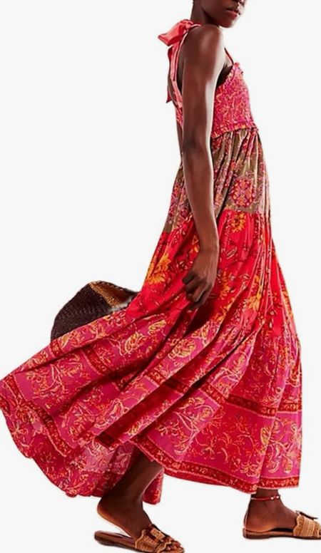 Amazon maxi dress! 
Comes in more prints and colors!





Yuemengxuan
Women Summer Dresses Flowy Smocked Maxi Dress Sleeveless Tie Shoulder Boho Dresses Y2K Floral Beach
Sundresses


#LTKSeasonal #LTKTravel #LTKFindsUnder50