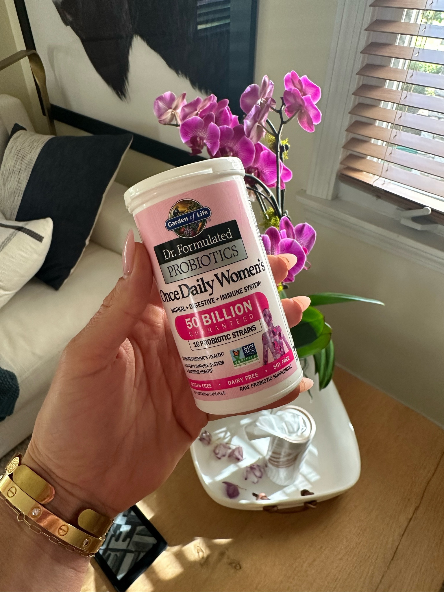 Not only do I use this every morning on an empty stomach, but my nutritionist approved. #healthyliving #probiotic #healing

#LTKfamily #LTKfitness #LTKbeauty