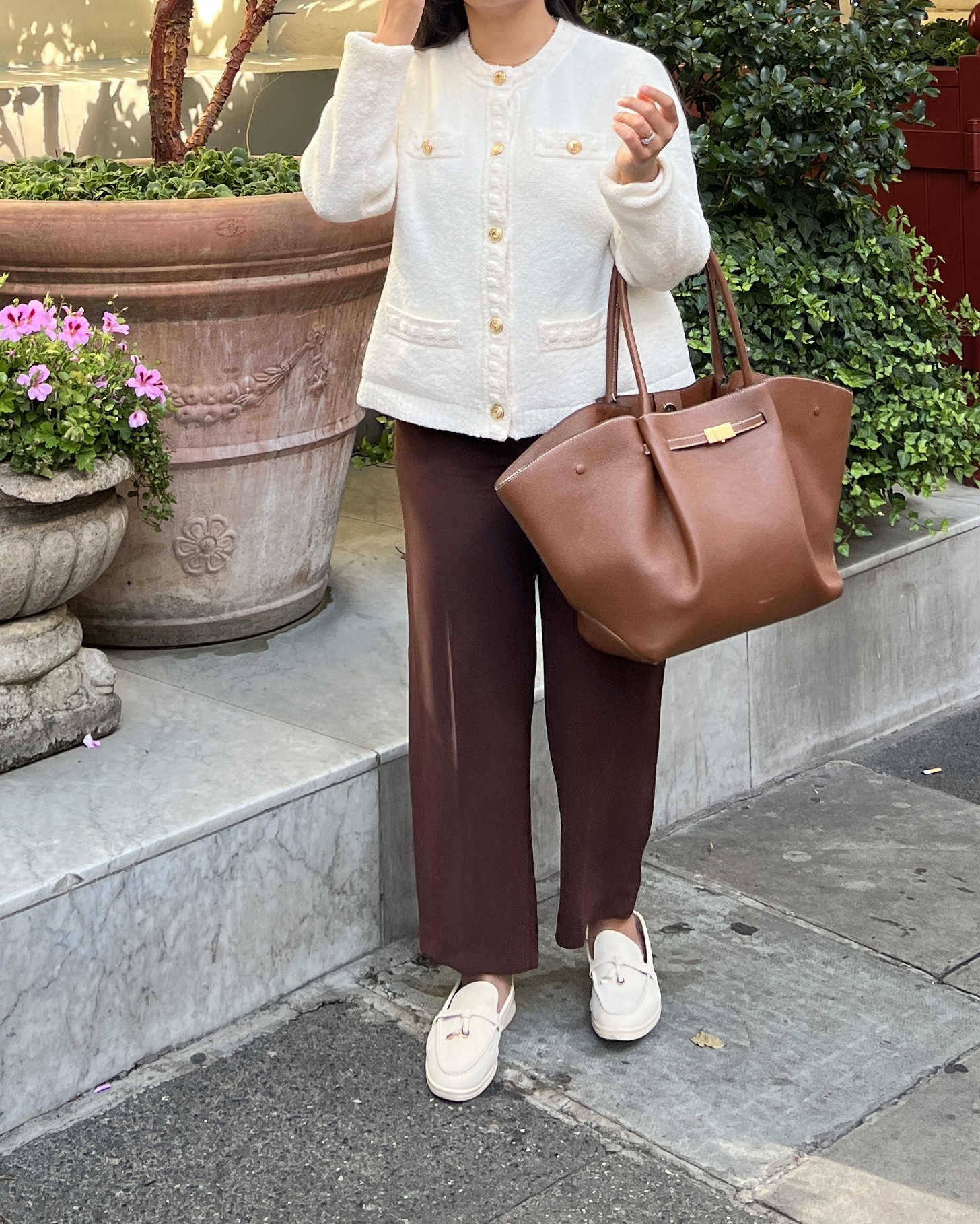 tones of brown ready for fall! the perfect brown tailored trousers which didn't need altering for my petite self! 

also how beautiful is the DeMellier bag🤎 the perfect luxury tote bag - you can get 10% off if you sign up to the brand

- size 10 in trousers 
- size up in cardi if you want it loose, M

#LTKautumn #LTKbag #LTKworkwear