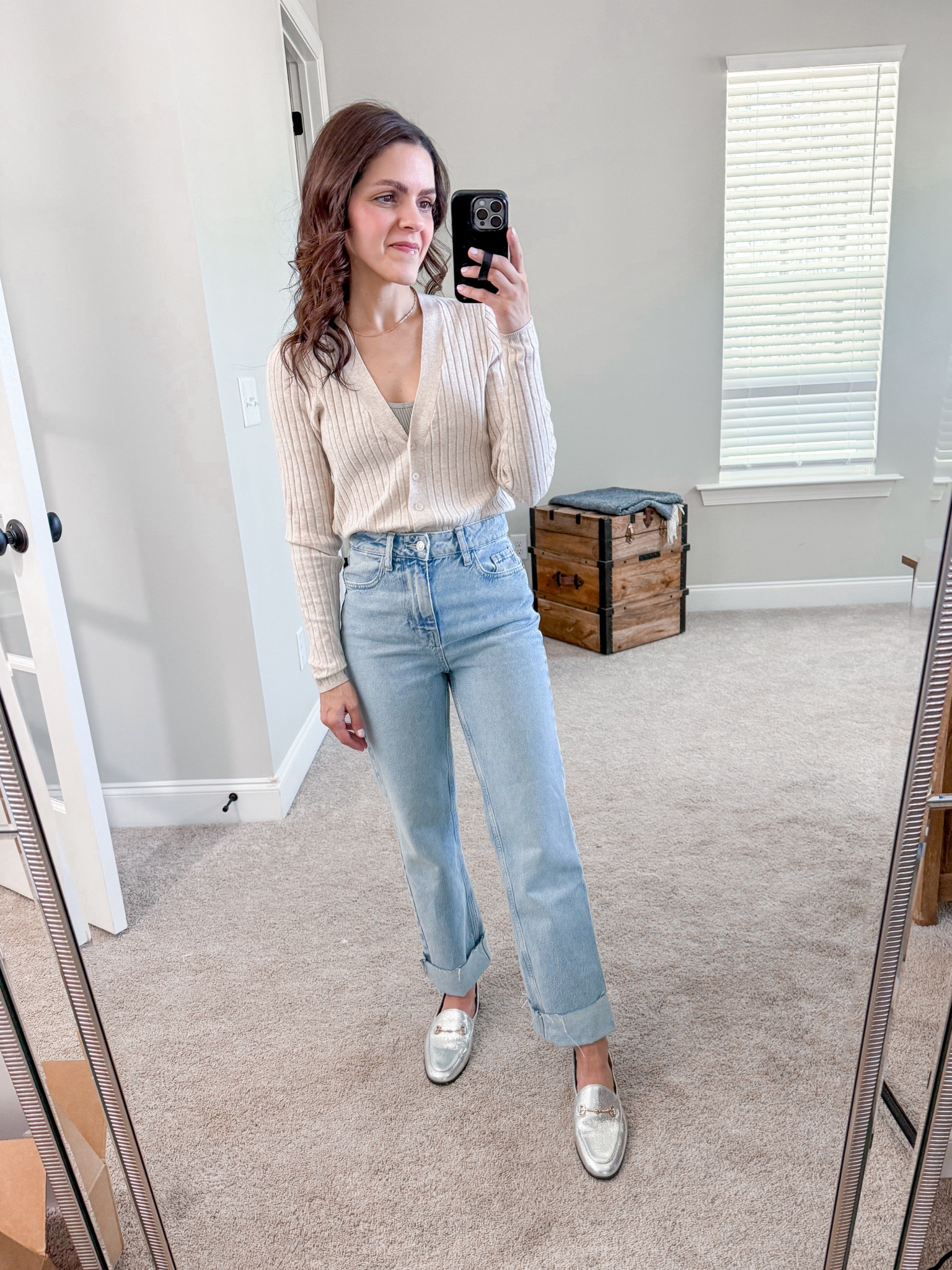 Saturday #ootd | ribbed cardigan, Zara straight jeans (linked similar), metallic silver loafers 

#LTKstyletip