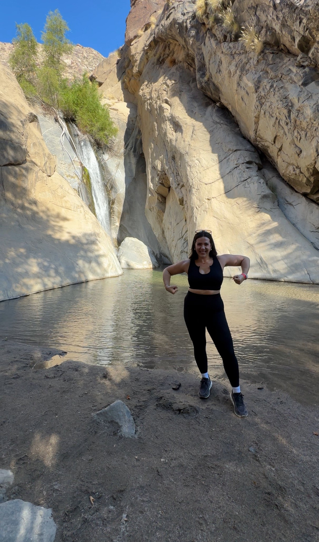 Sports bra: L (so nice and medium supportive) 
Leggings: L 

#LTKActive #LTKTravel #LTKMidsize