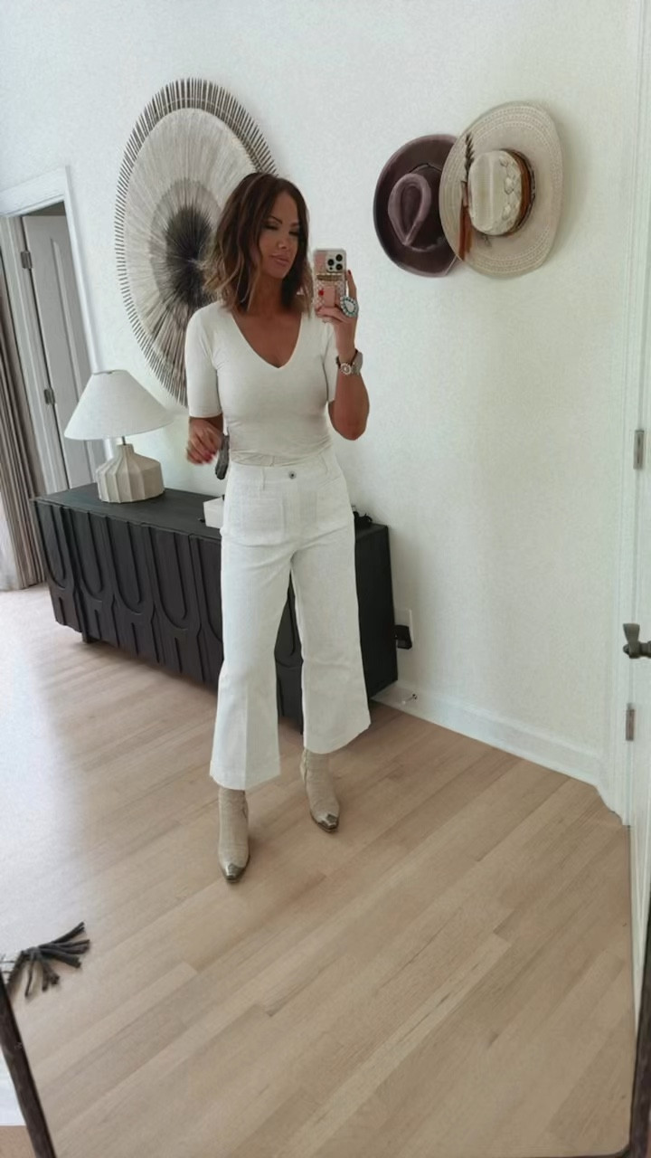 these might be my favorite pants spanx has ever come out with! code BETSYXSPANX works for top and bottoms! boots and jewelry linked. code BETSY works for walli cases and @goldielew_ ♥️

#LTKBeauty #LTKSaleAlert #LTKStyleTip