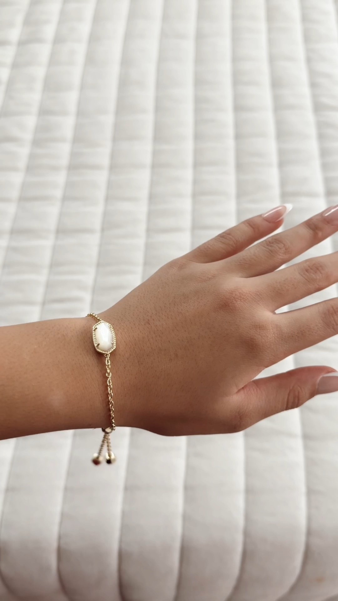 40% off sale Kendra Scott bracelet and Elisa necklaces - gifts for tweens - gifts for teens - girls gifts 

#LTKGiftGuide #LTKSaleAlert #LTKCyberWeek