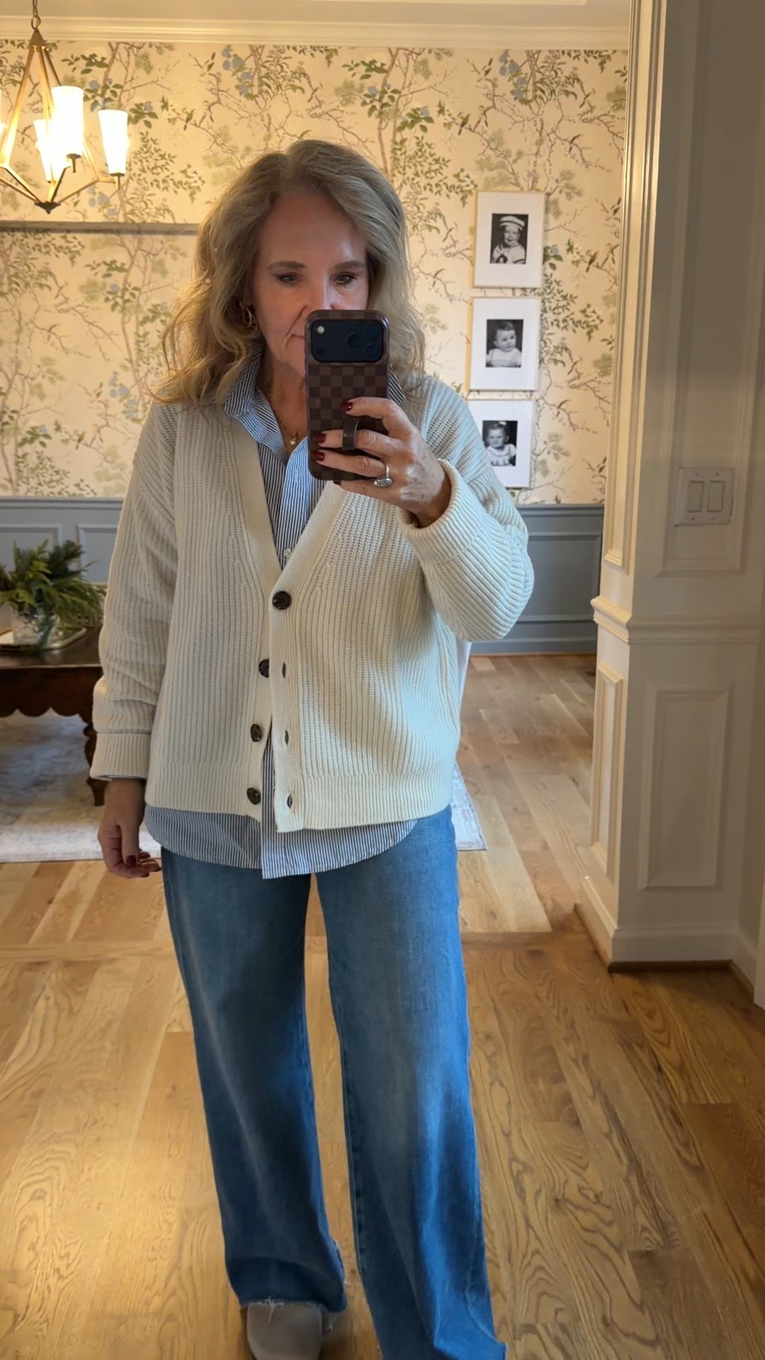 @quince cashmere sweater medium 
Poplin blouse medium for an oversized fit
Paige anessa jeans size 29 petite I love them but I know they’re a splurge. 
I’ll link the quince Bella jeans. A little more narrow leg. But a great jean for $50 
Love these clogs!!! So comfy! 

#LTKstorytime #LTKOver40 #LTKootd
