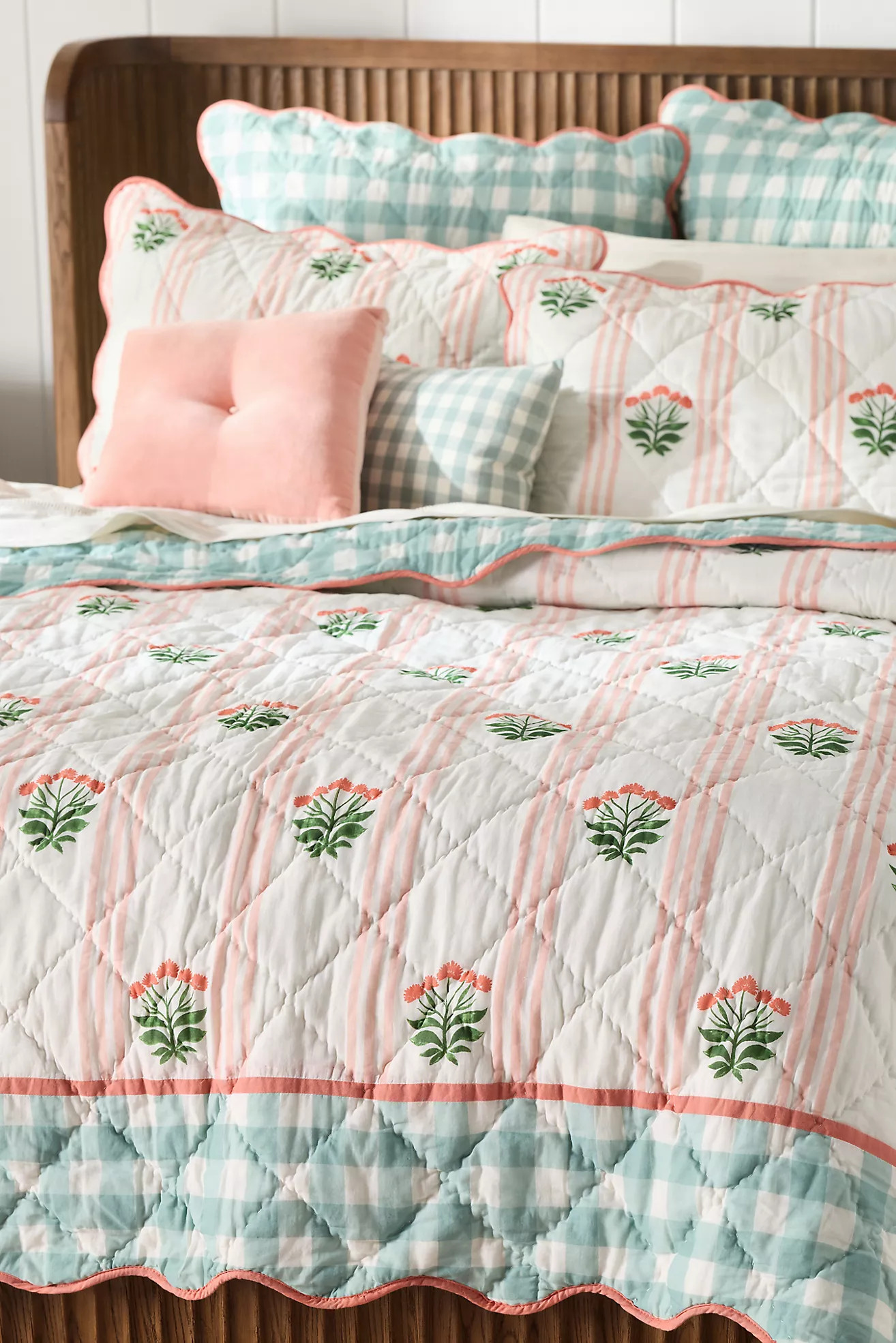 Iluka 100% Cotton Gauze Floral Quilt | Anthropologie (US)