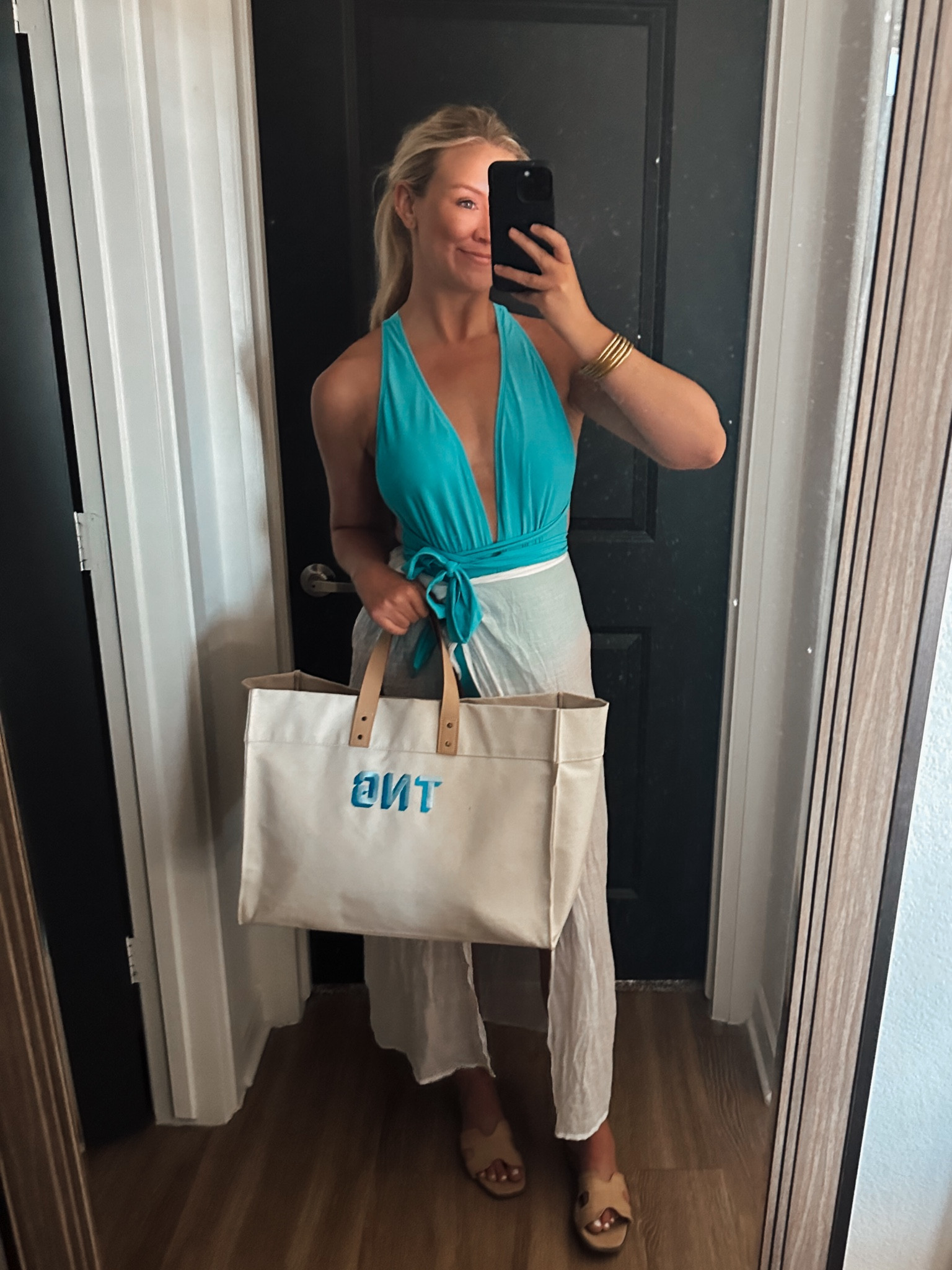 Taylor10 for custom beach bag
Amazon swim true to size

One piece swimsuit. Summer style. Swim. Amazon swim. Custom bag 

#LTKFindsUnder50 #LTKTravel #LTKStyleTip