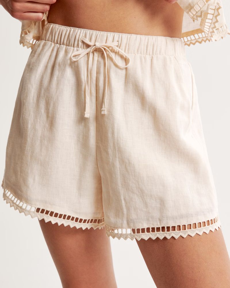 Linen Embroidered Pull-On Short | Abercrombie & Fitch (US)