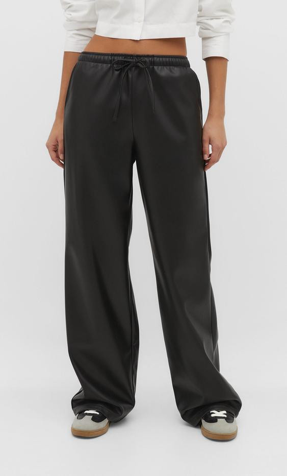 Faux leather trousers | Stradivarius (UK)