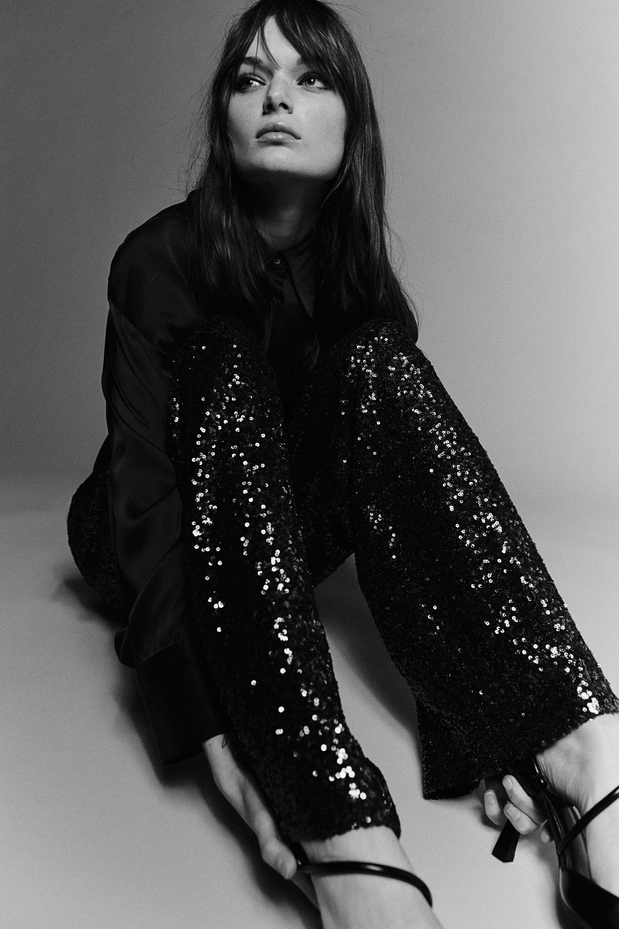 Sequined trousers - Dark grey/Silver-coloured - Ladies | H&M GB | H&M (UK, MY, IN, SG, PH, TW, HK)