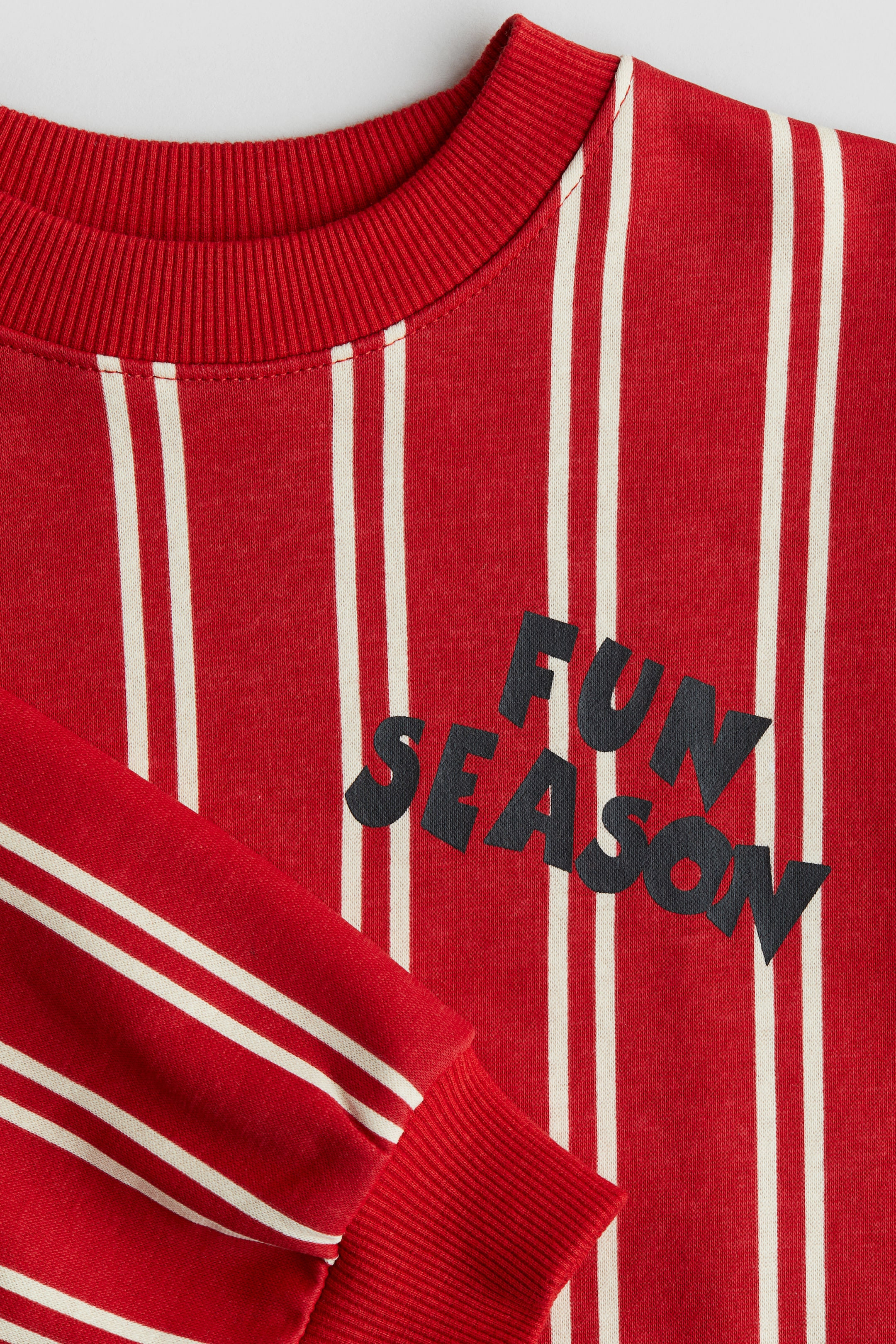 Printed Sweatshirt | H&M (US + CA)