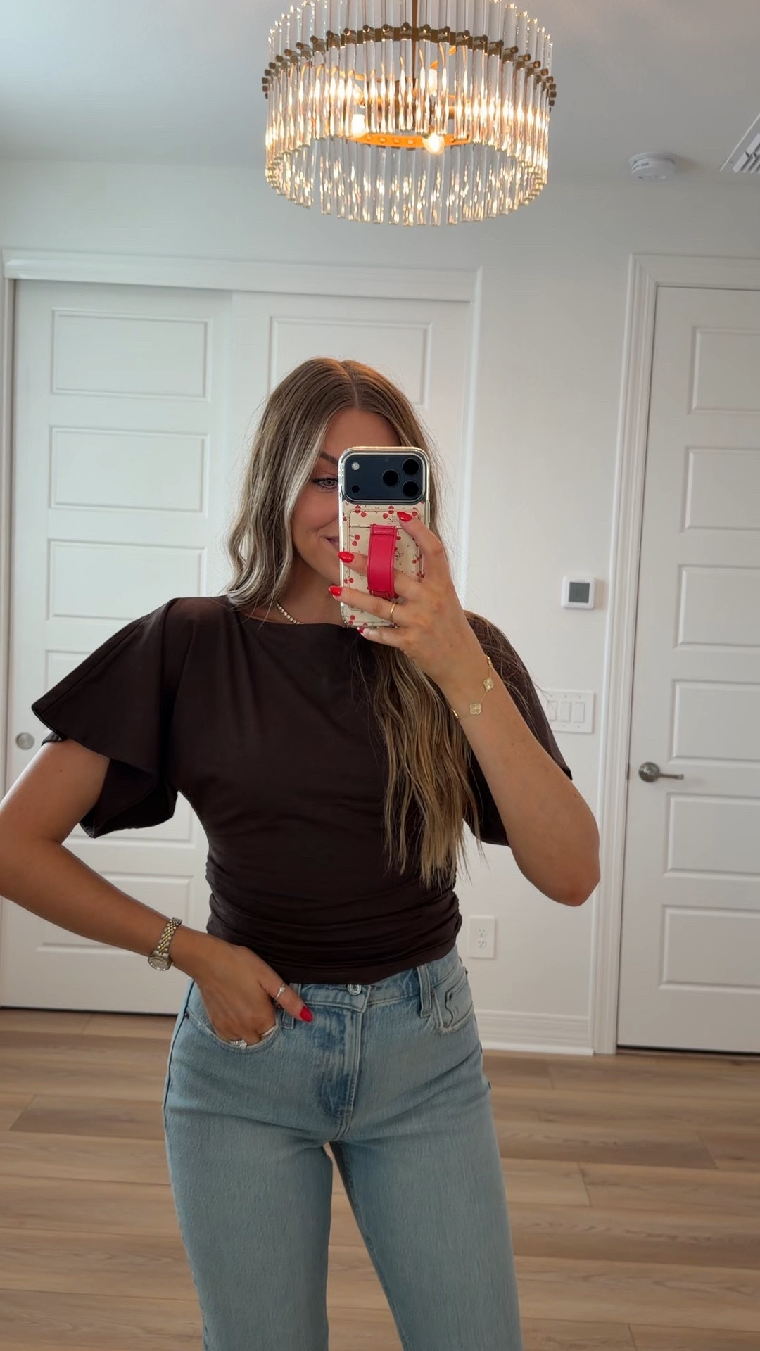 @abercrombie outfit on sale!! Wearing a size 26 in the jeans and small top

#LTKootd