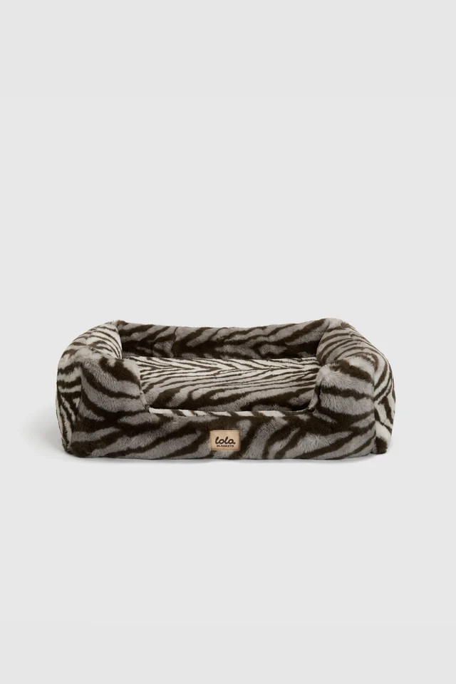 The Lola Pet Bed | Ivory Fawn | Lola Blankets