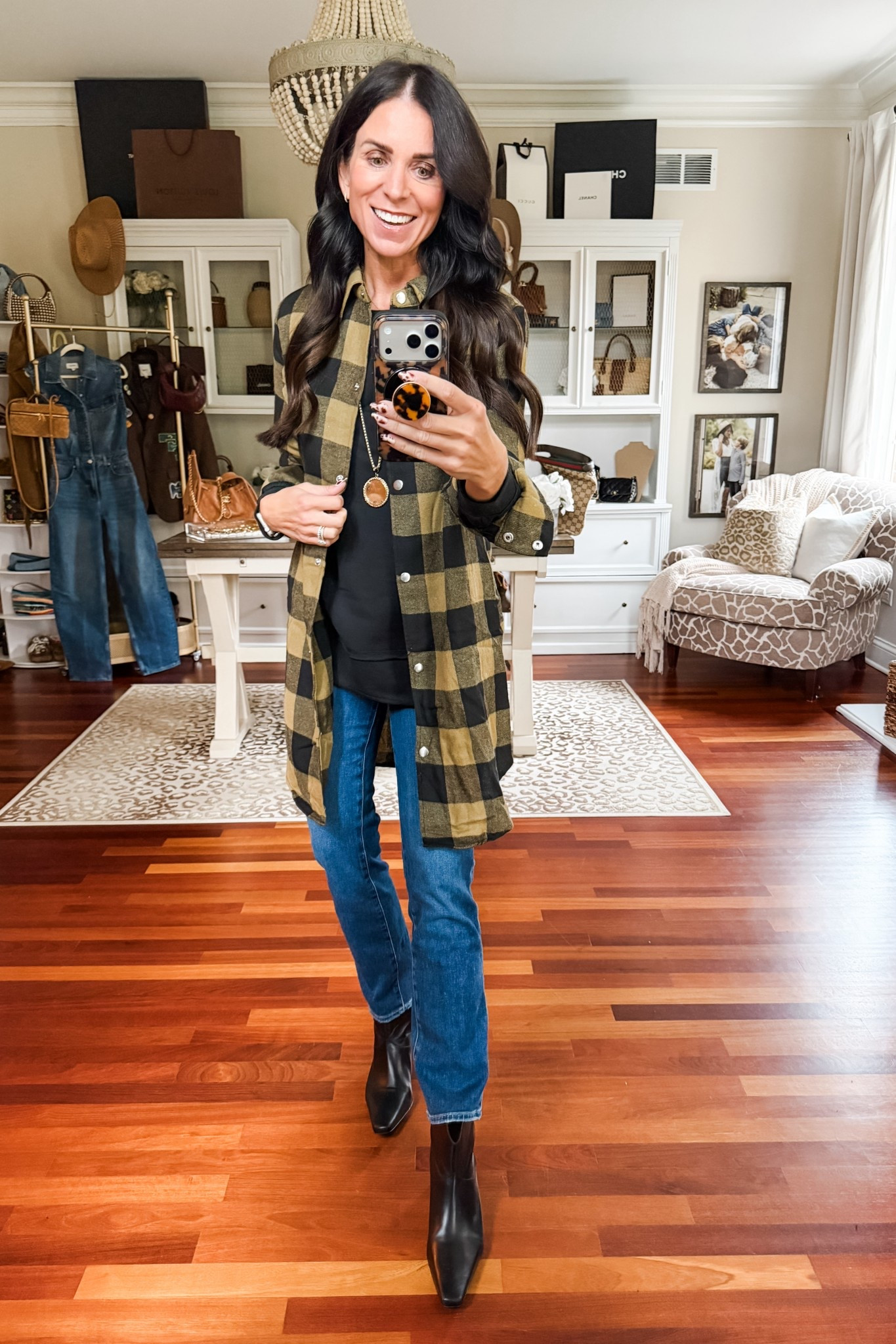 These flannels are sooo cute! Wearing a small and medium sweatshirt 

#LTKFindsUnder50 #LTKSeasonal #LTKStyleTip