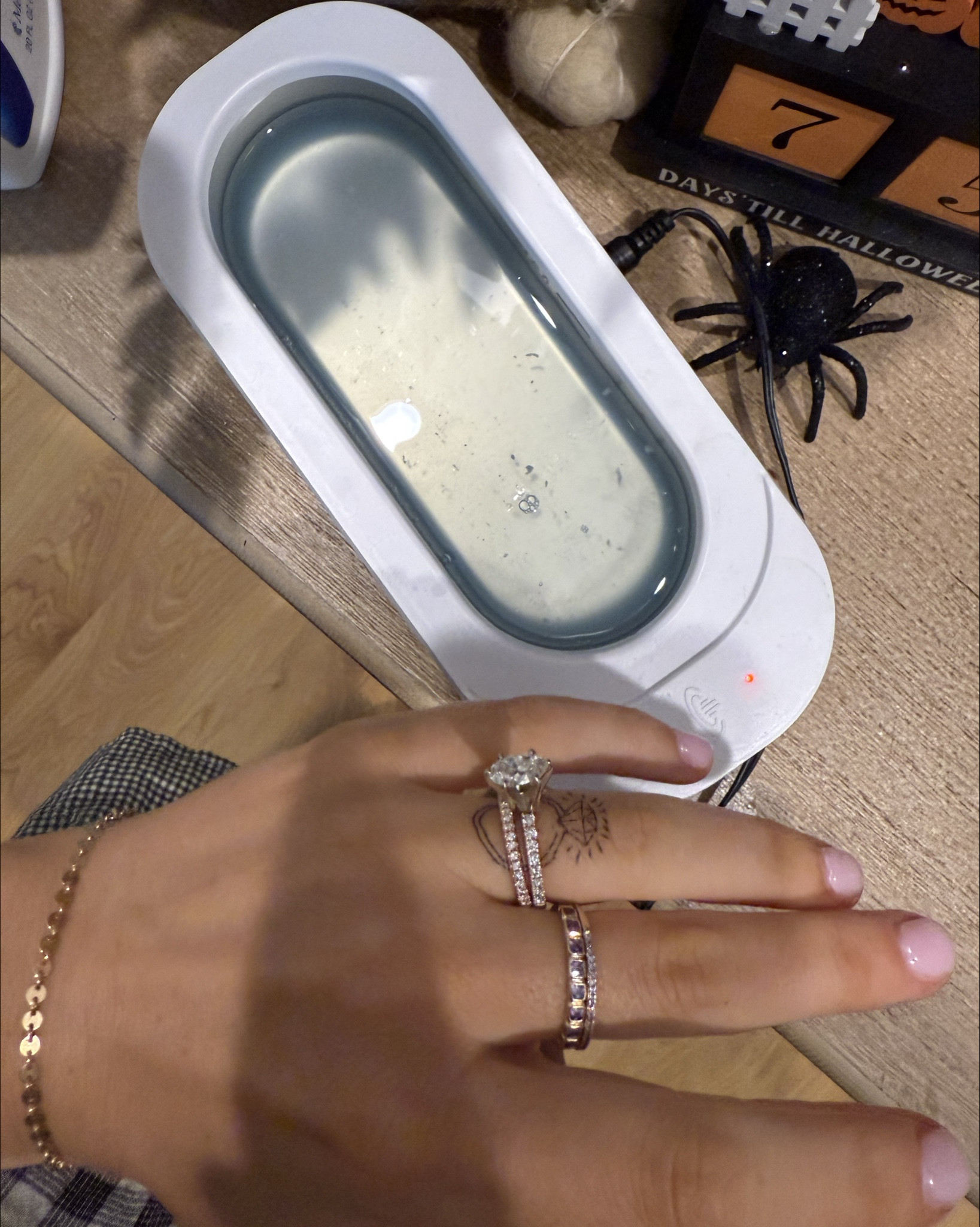 Obsessed with this jewlery cleaner!!

#LTKFindsUnder50 #LTKHome #LTKBeauty