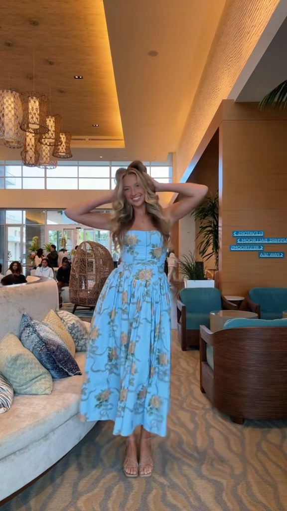 I am OBSESSED with this dress 🫶🏼🌞