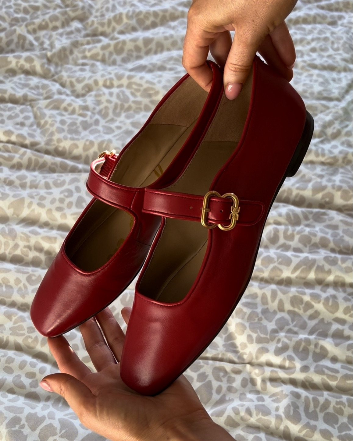 Red Mary Janes, fall shoes, ballerinas 

#LTKautumn