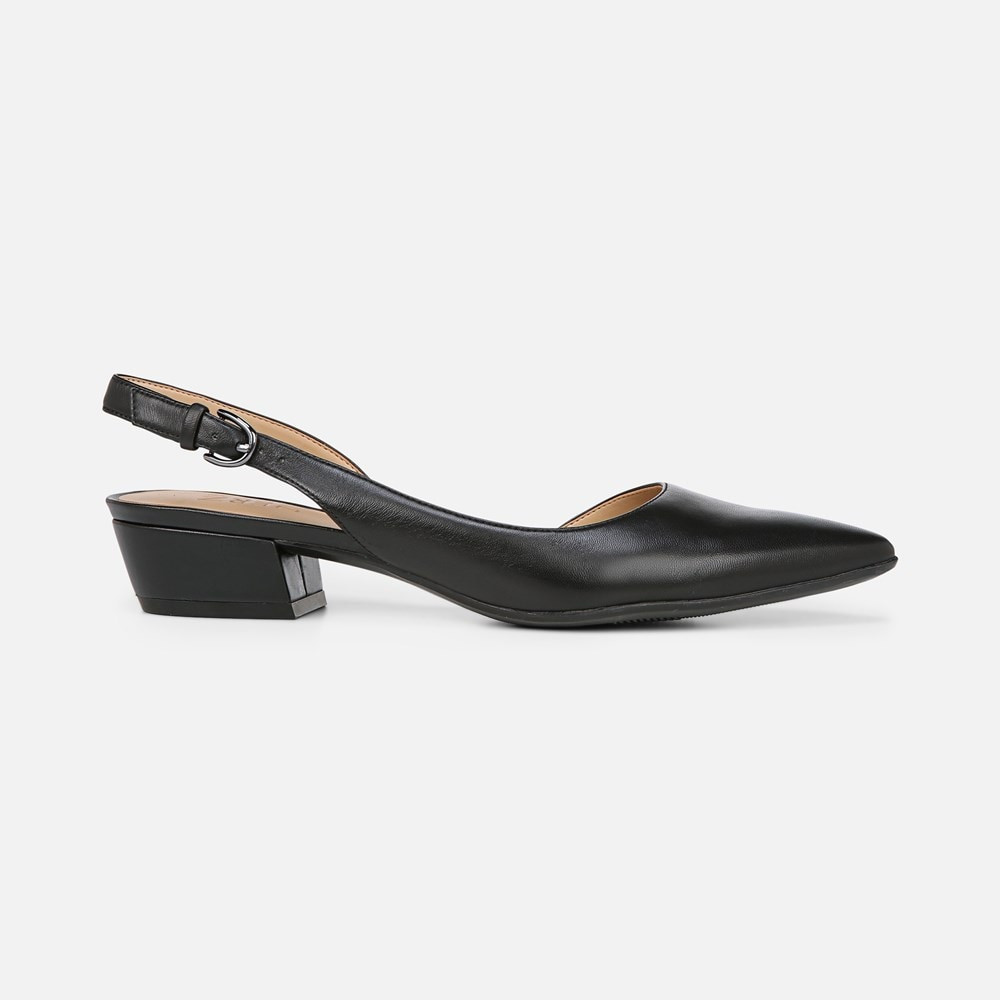 Banks Pointed Toe Flat | Naturalizer.ca