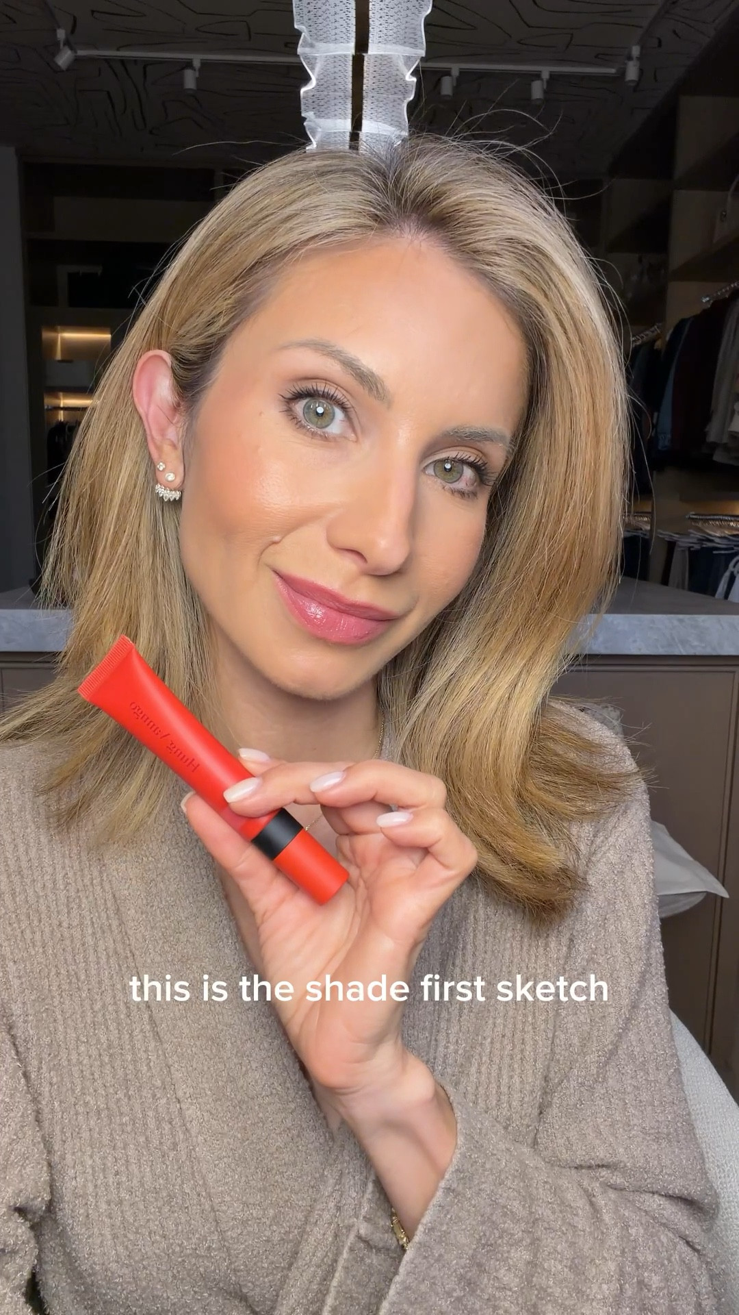 Lip Combo

PRODUCTS & SHADES 
HUNG VANNGO BEAUTY Accentuating Longwear Lip Liner  - As Much As You Like
HUNG VANNGO BEAUTY Tinted Moisturizing Lip Gloss with Hyaluronic Acid - First Sketc

#LTKOver40 #LTKBeauty #LTKgrwm