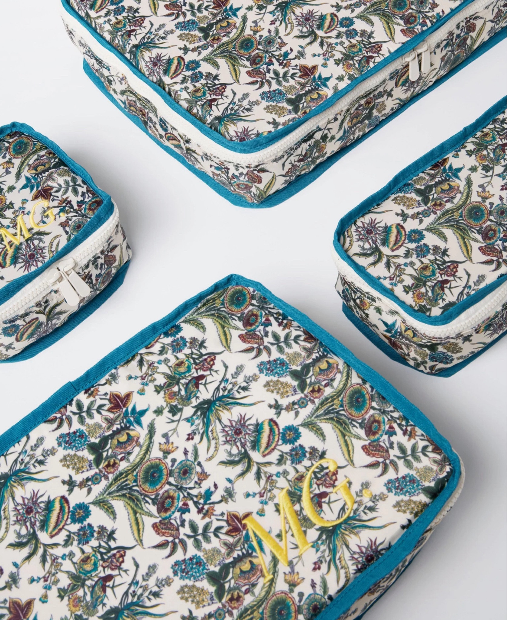 things i would want in my stocking that im obsessed w/

#LTKGiftGuide #LTKHoliday #LTKSeasonal