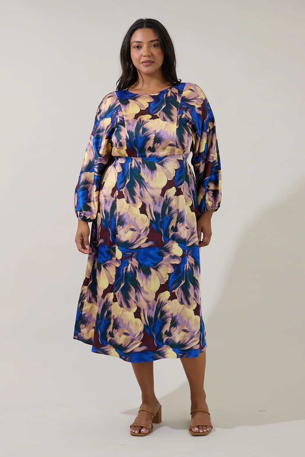 Charline Dolman Sleeve Midi Dress Irelia Floral Curve | Sugarlips