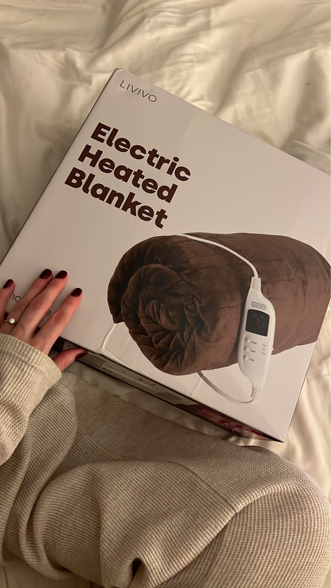 One of my Black Friday purchases. I cannot wait to use this snuggled in front of the tv this Christmas 

Heated blanket, Amazon, Black Friday 

#LTKgiftguide #LTKhome #LTKwinter